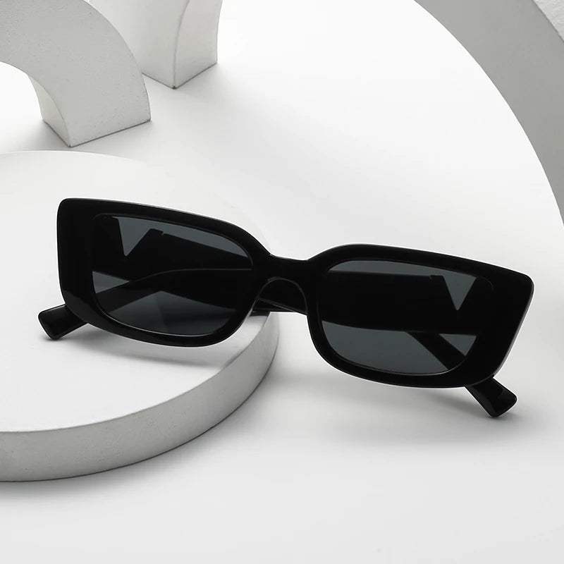 VIOLET SUNGLASSES