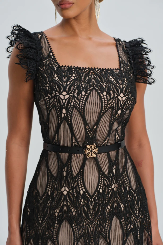 PETALS EMBROIDERY MAXI DRESS
