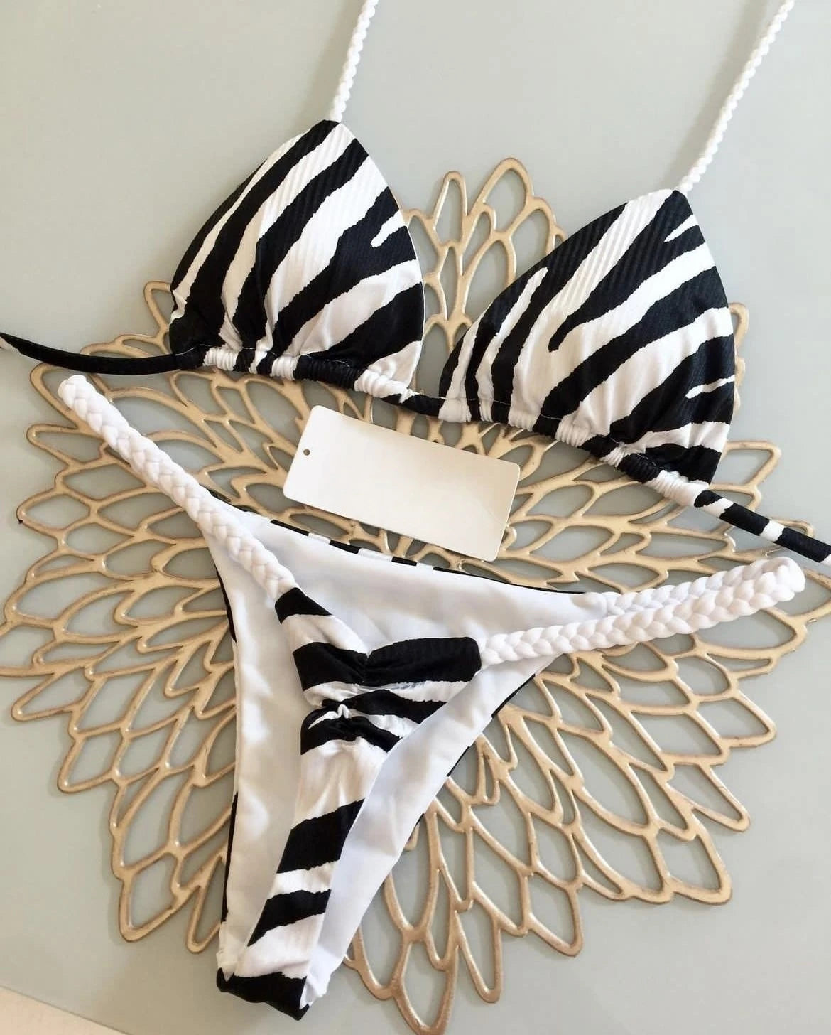 ZEE BIKINI
