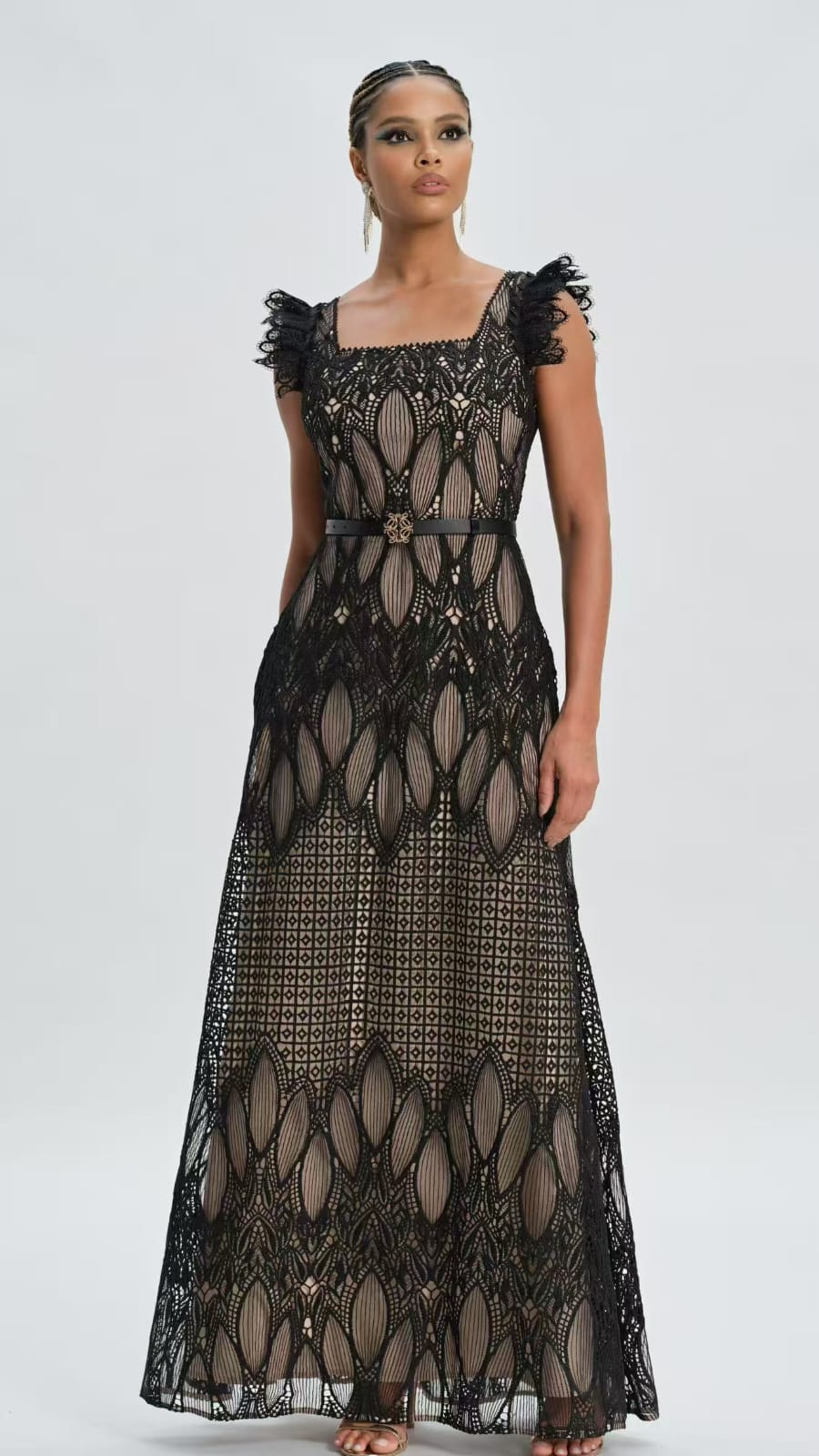 PETALS EMBROIDERY MAXI DRESS