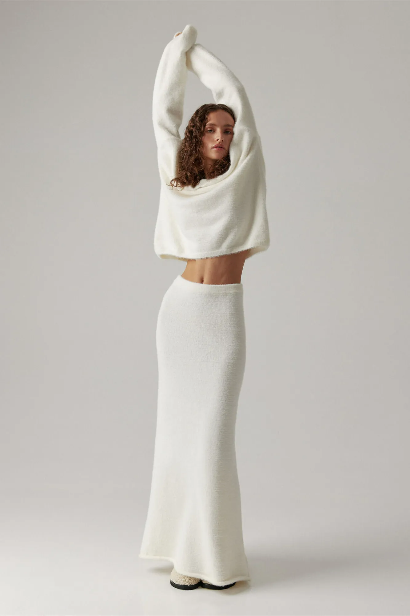 BIANCA V-NECK LONG SLEEVES KNIT SET
