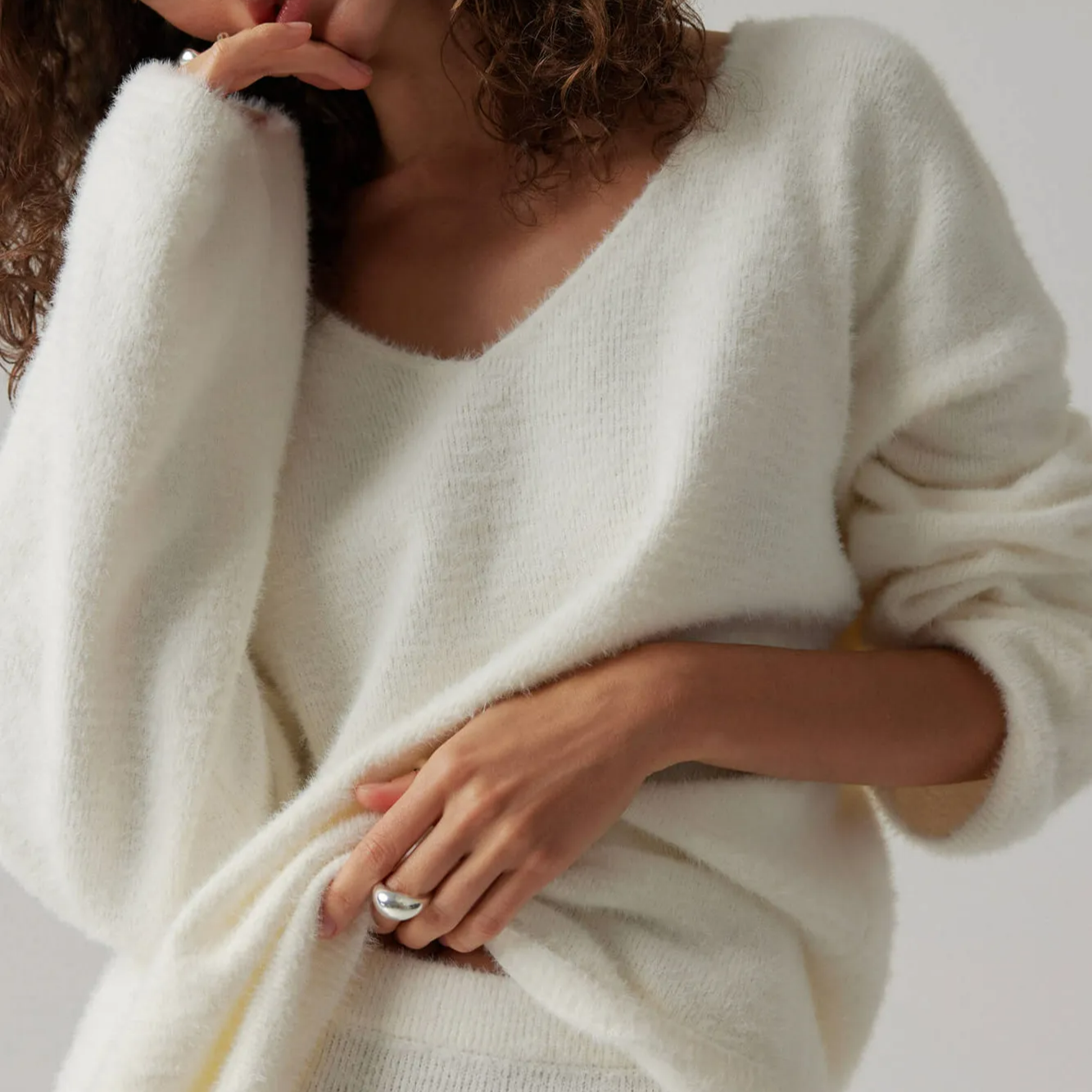 BIANCA V-NECK LONG SLEEVES KNIT SET
